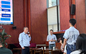 蓝伟光在近：：Ｑ笄樾慰蒲Ч抑氐闶笛槭易餮醣ǜ